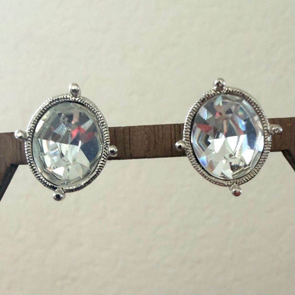 1928 Jewelry Antiques Couture Austrian Crystal Oval Stud Earrings